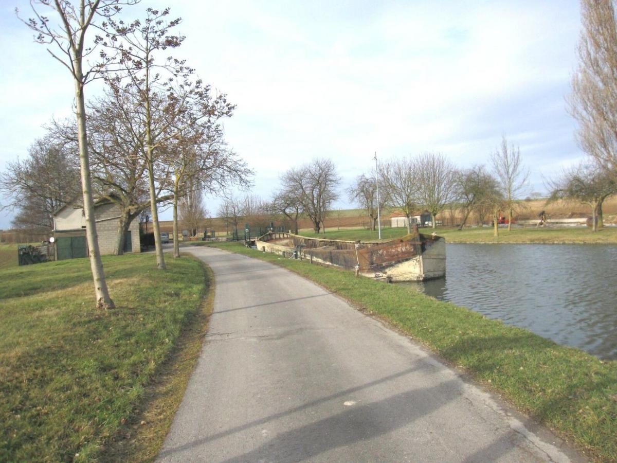 Maison En Location Fresnes Sur Marne 外观 照片